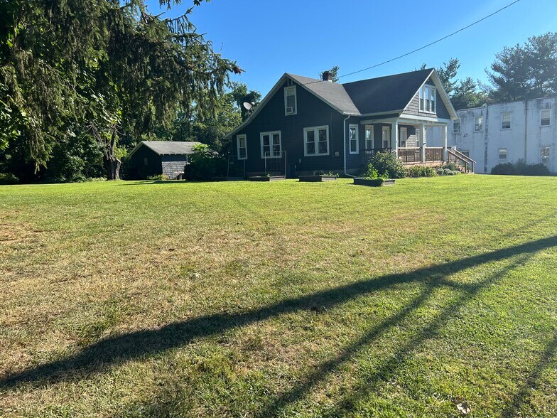 Building Photo - 534 Monkton Rd