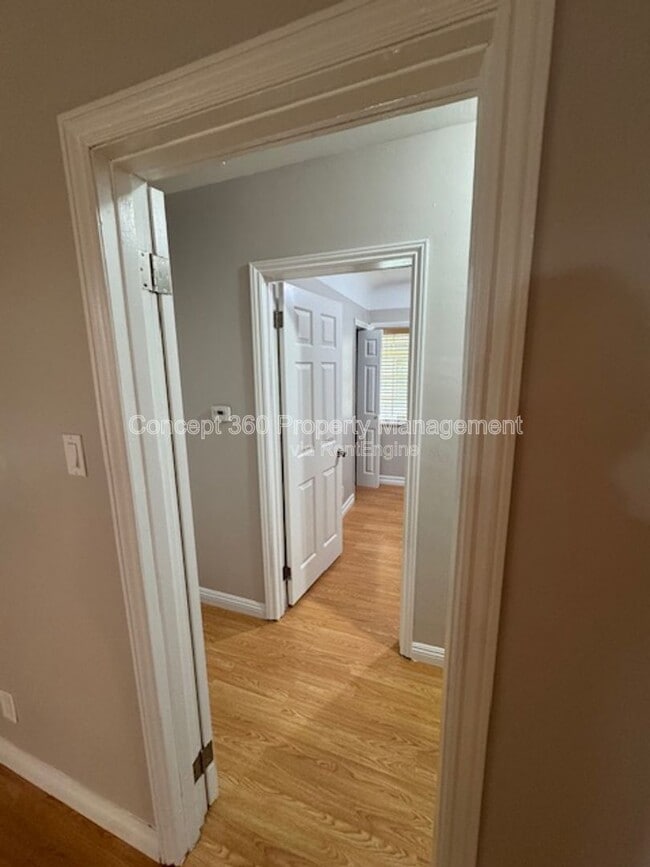 Building Photo - 17024 Crenshaw Blvd