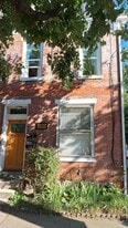 Building Photo - 209 Muench St