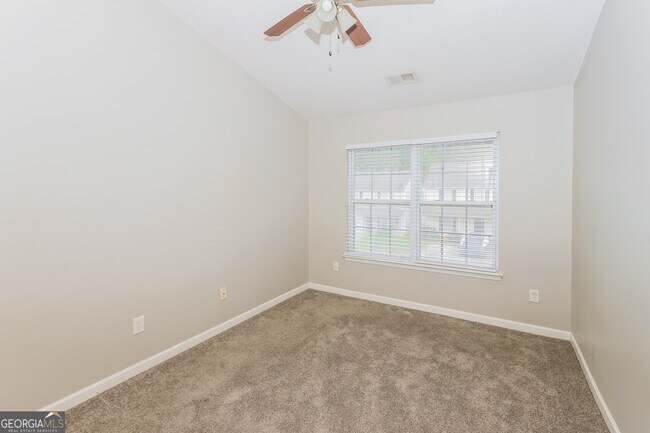 Building Photo - 153 Prity Ct