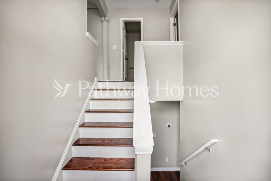 Building Photo - 2035 Patrick Mill Pl NE