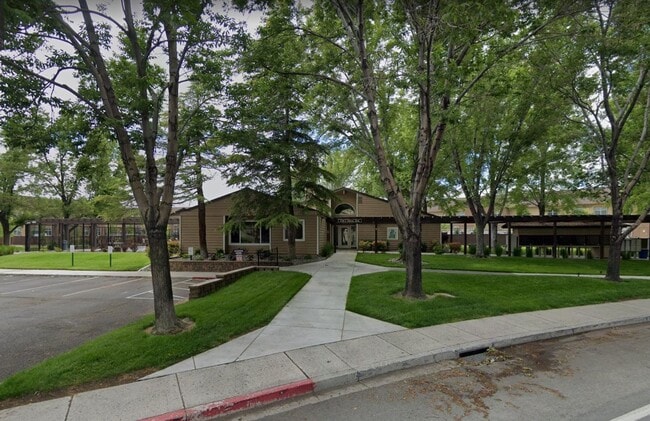 Building Photo - 555 E Patriot Blvd