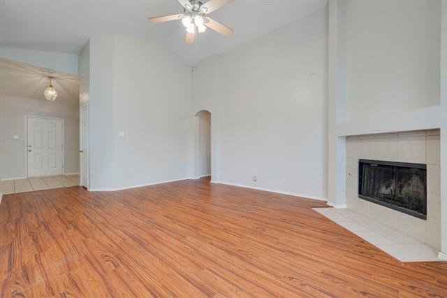 Building Photo - 1405 Cedar Springs Dr