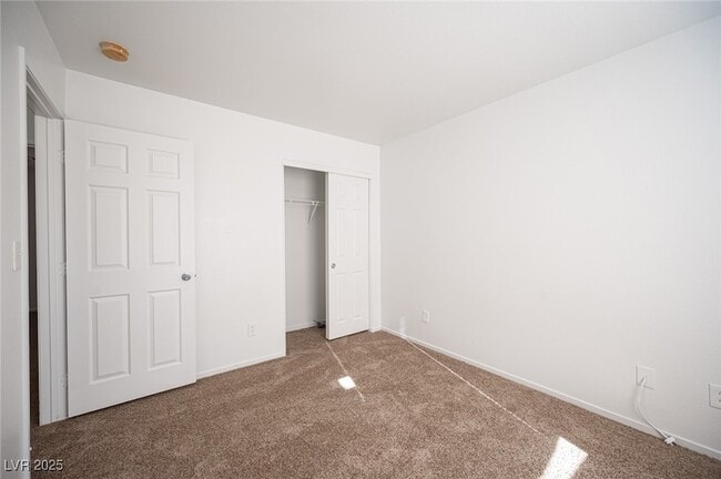 Building Photo - 5928 Strayhorn Ct