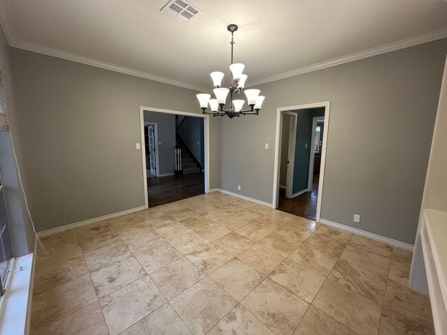 Building Photo - Mill Creek Executive Home Overlooking Golf Course at 17th Tee