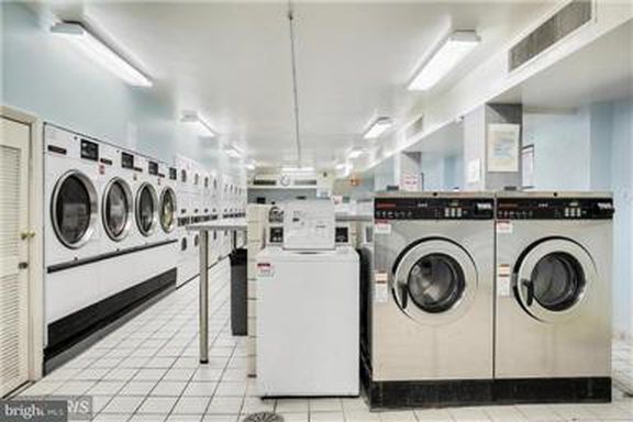 Building Photo - 10500 Rockville Pike