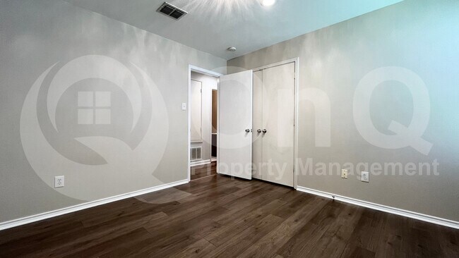 Building Photo - 13269 Fowler Dr