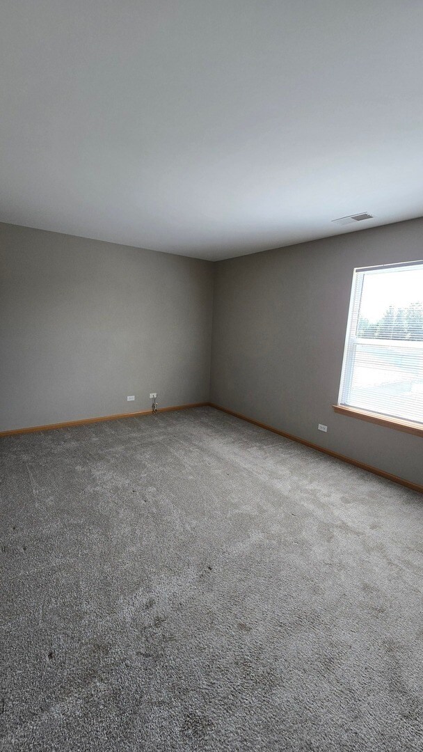 Building Photo - 2053 Grayhawk Dr