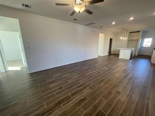 Building Photo - 101 Thurman Holt Rd