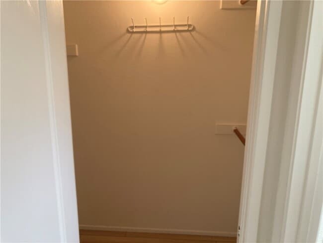 Building Photo - 2300 Maple Ave