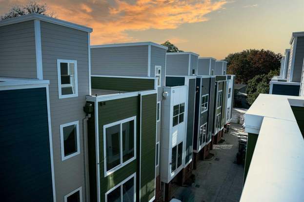 Building Photo - 509 Alisal Ln