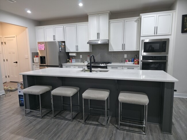 Kitchen2 - 9773 Oaklawn Blvd NW