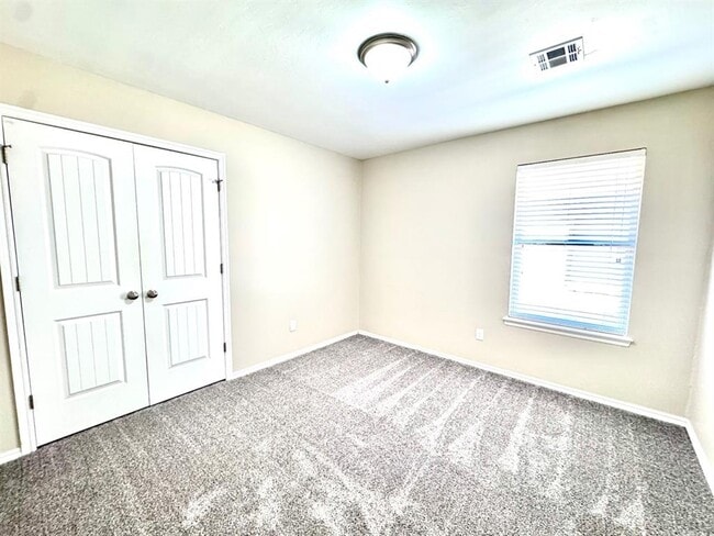 Building Photo - 2332 NW 198th St