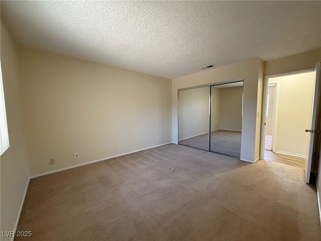 Building Photo - 232 Concho Dr