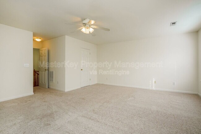 Building Photo - 2611 Ivory Run Way