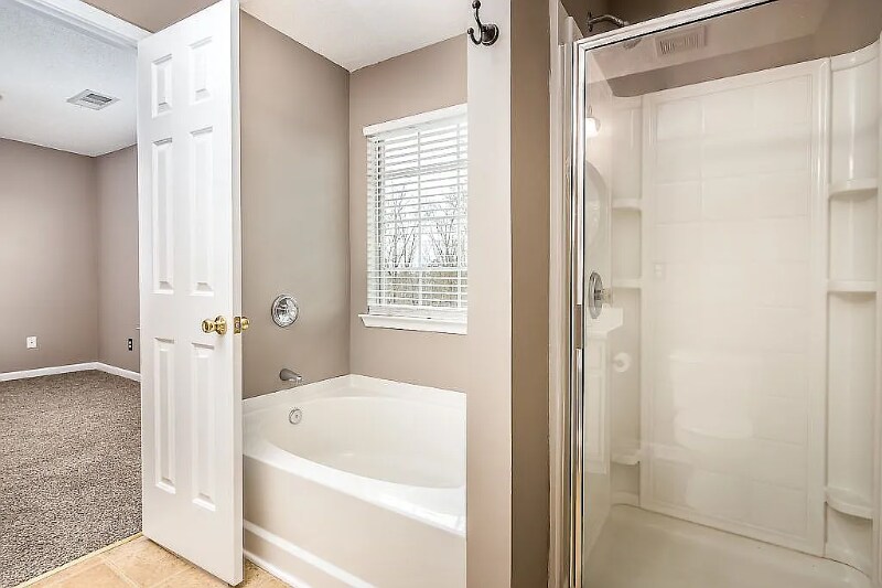 Building Photo - 1311 Rocking Chair Ct