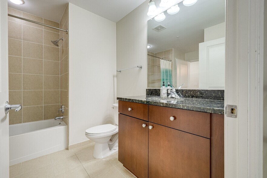 Guest Bathroom - 155 POTOMAC Psge