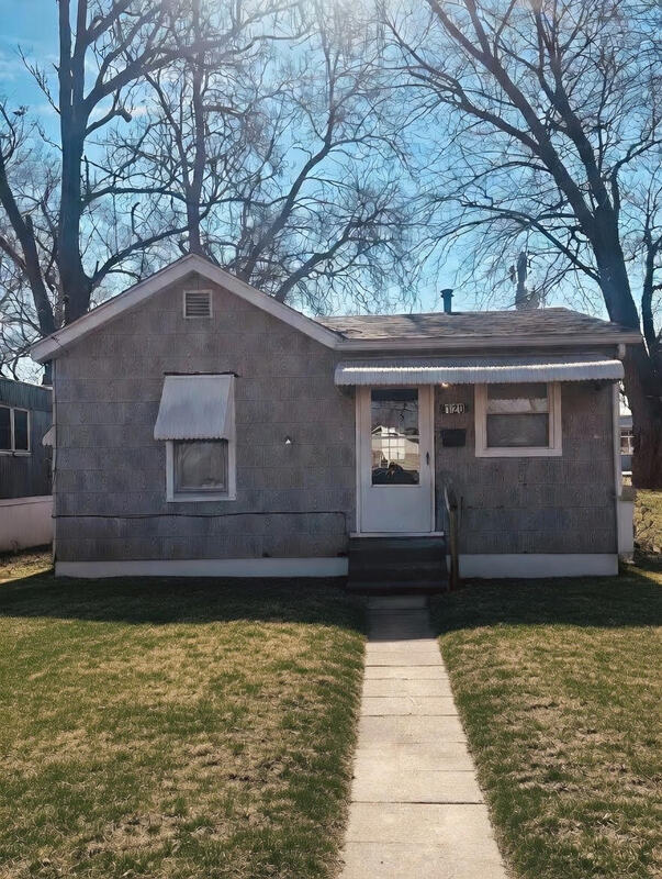 Building Photo - 120 Lakeside Ave