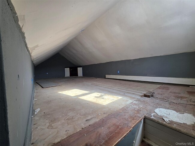 Building Photo - 91 Orchard St