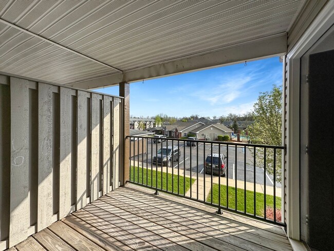Building Photo - Battle Creek 2 Bedroom / 2 Bath Apartment ...