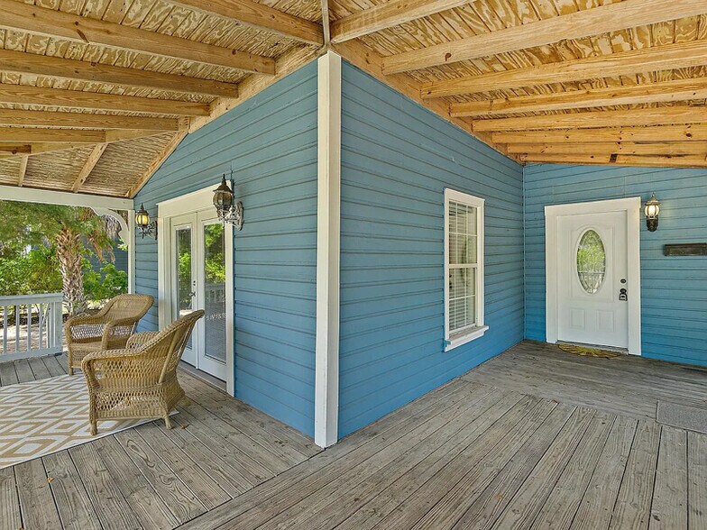 Building Photo - 24 Palmer St