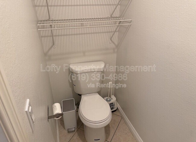 Building Photo - 4629 Villas Ct