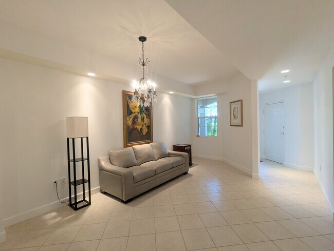 Building Photo - 5284 Descanso Ct