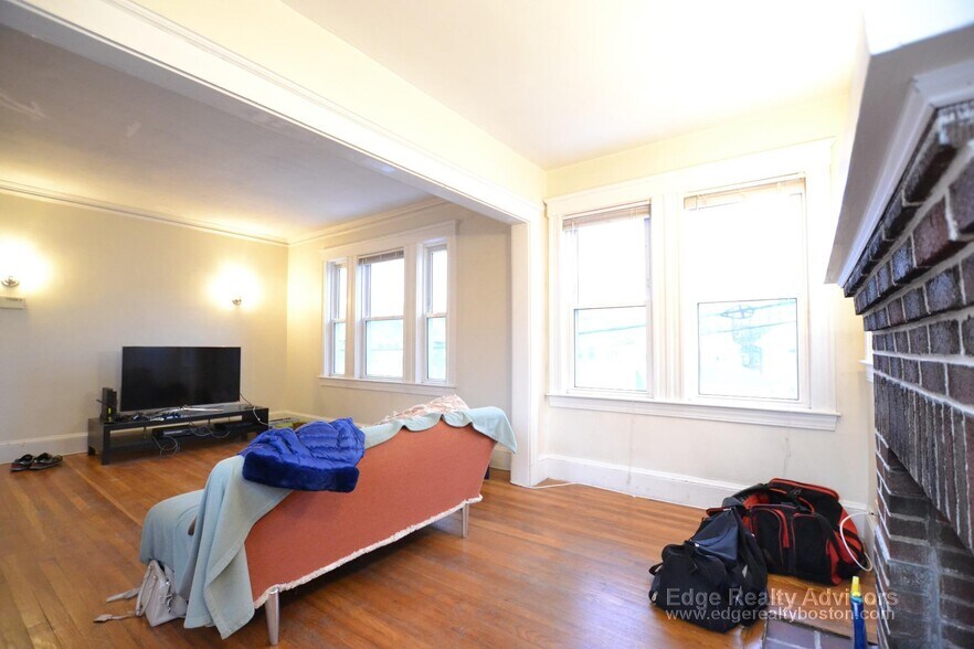 Building Photo - 56 Claymoss Rd