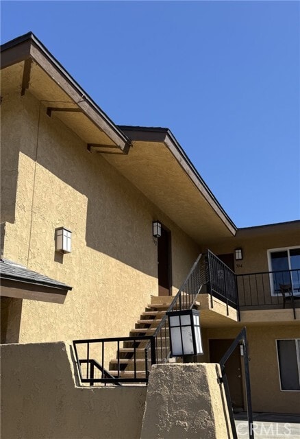 Building Photo - 302 E Blueridge Ave