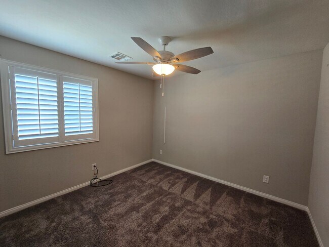 Building Photo - Corner Lot in Southwest Las Vegas
