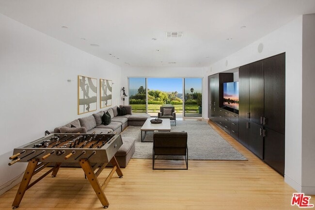 Building Photo - 27454 Winding Way