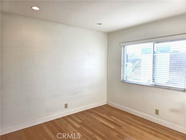 Building Photo - 388 Fallingstar