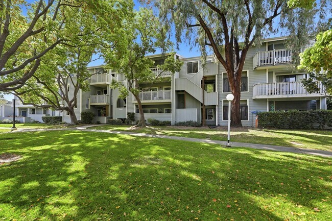Building Photo - 3685 Nutwood Terrace