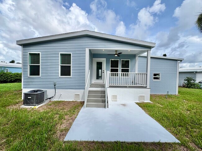 Building Photo - 5715 Camelford Dr