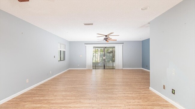 Building Photo - 161 Pine Cone Trail