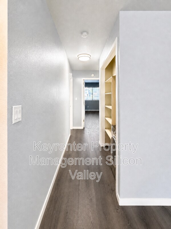 Building Photo - 1418 Capurso Way