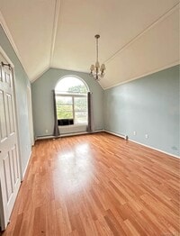 Building Photo - 11 Gores Dr