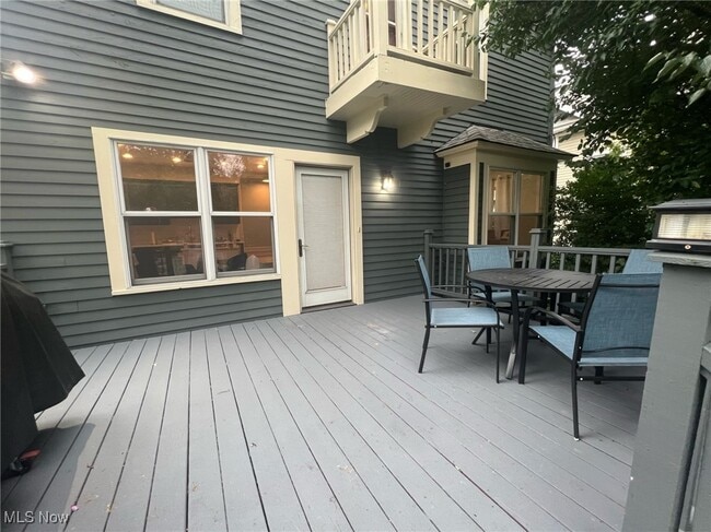 Building Photo - 2877 Hampshire Rd