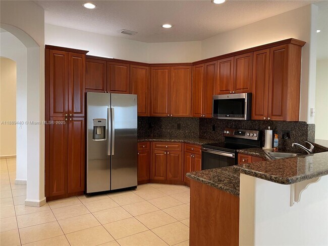 Building Photo - 7861 NW 159th Terrace