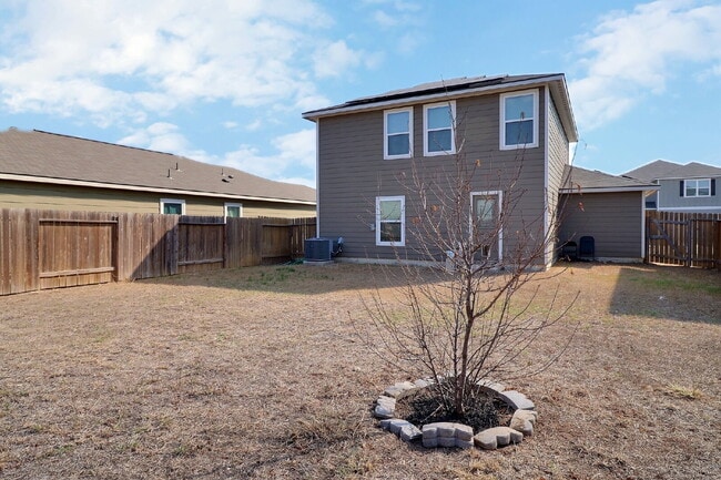 Building Photo - Move-In Ready 3-Bed Home with Solar Panels + Washer, Dryer & Refrigerator — Half Off Second Full ...