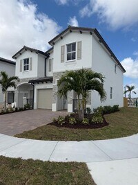 Building Photo - 2556 SE 27th Ct