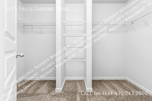 Building Photo - 5675 Falls Landing Dr