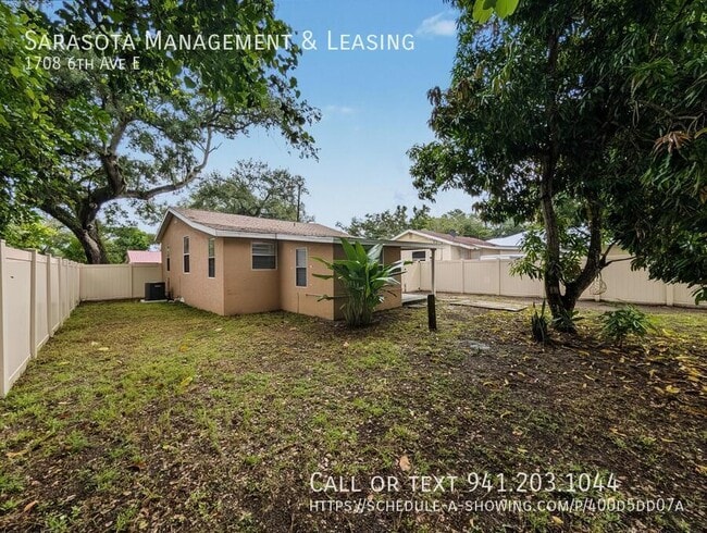 Building Photo - 1708 6th Ave E