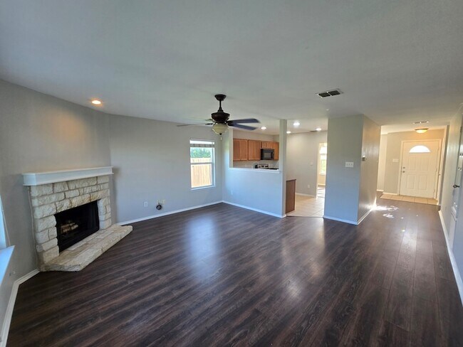 Building Photo - 12600 Pricklybranch Dr
