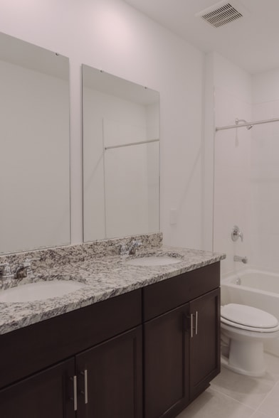 Building Photo - 2764 San Marco Wy