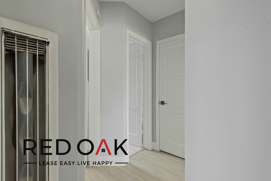 Building Photo - 1847 21st St