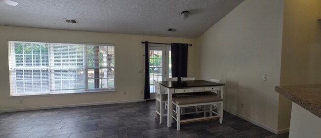 Building Photo - 1071 Rambling Brook Rd