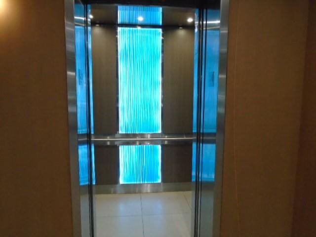 Building Photo - 1800 N Andrews Ave