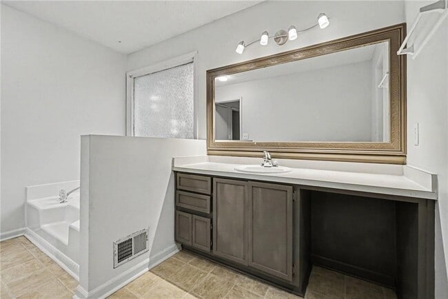 Building Photo - 4471 Ambras Way NW