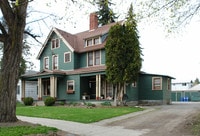 Building Photo - 2024 West 2nd Ave!